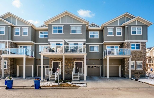 803 Evanston Manor Nw, Home with 2 bedrooms, 2 bathrooms and 2 parking in Calgary AB | Image 2