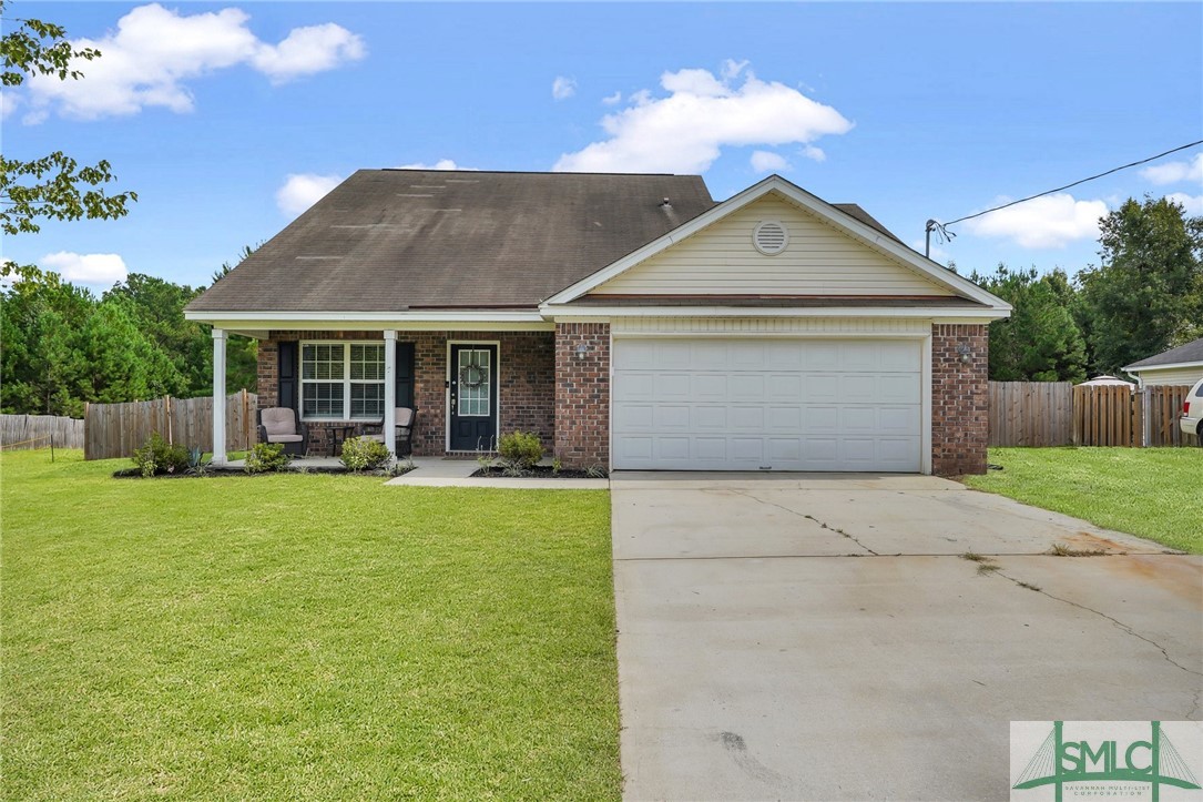 Creekside Cir, Ellabell, GA 31308