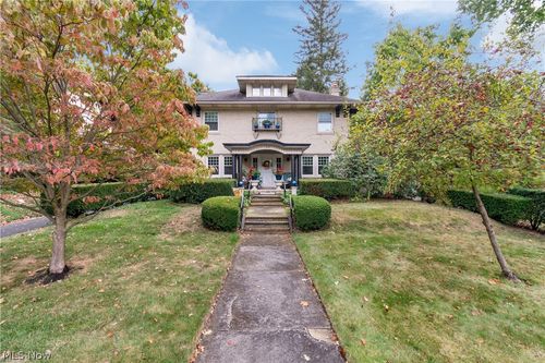 1117 Quinby Ave, Wooster, OH, 44691-2854 | Card Image