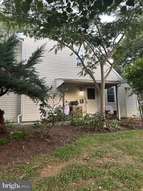 5900 Halsey Rd, ROCKVILLE, MD, 20851-2201 | Card Image