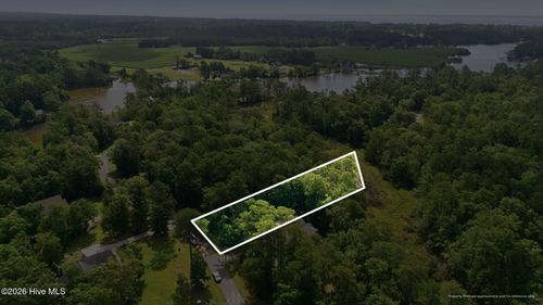 170 Winding Creek Dr, Oriental, NC, 28571-9141 | Card Image
