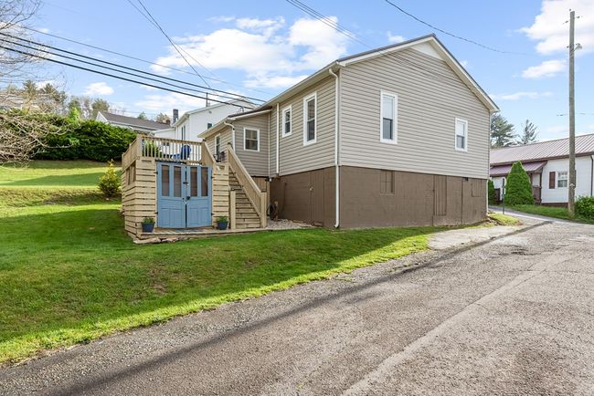 102 N Short St, House other with 2 bedrooms, 1 bathrooms and null parking in Fries VA | Image 33