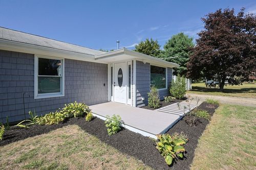 8 Denise Ave, East Freetown, MA, 02717-1212 | Card Image