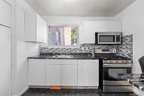 apt-3-1004 Rottkamp St, Valley Stream, NY, 11580-1646 | Card Image