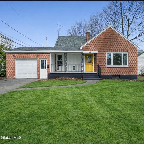 32 Priscilla Ln, Rotterdam, NY, 12306-3549 | Card Image