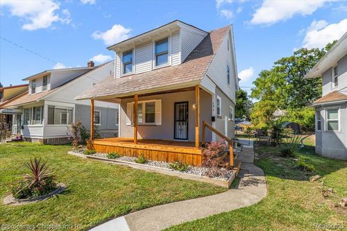 141 Oliver St, Pontiac, MI, 48342-1550 | Card Image