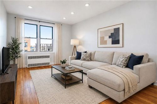 6e-3025 Ocean Ave, Brooklyn, NY, 11235-3422 | Card Image