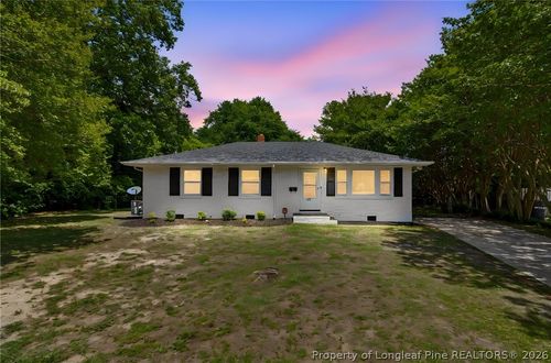 511 Terry Cir, Fayetteville, NC, 28304-3546 | Card Image
