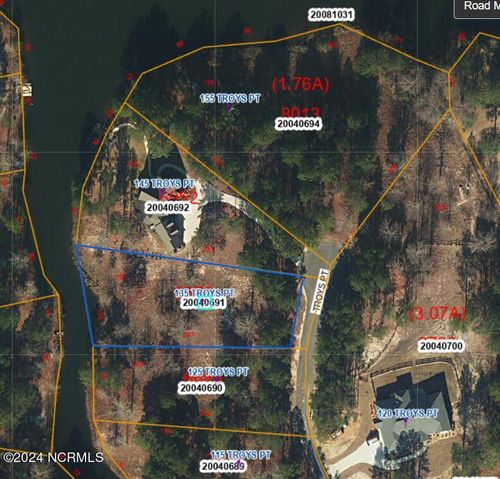 135 Troys Pt, West End, NC, 27376-9356 | Card Image