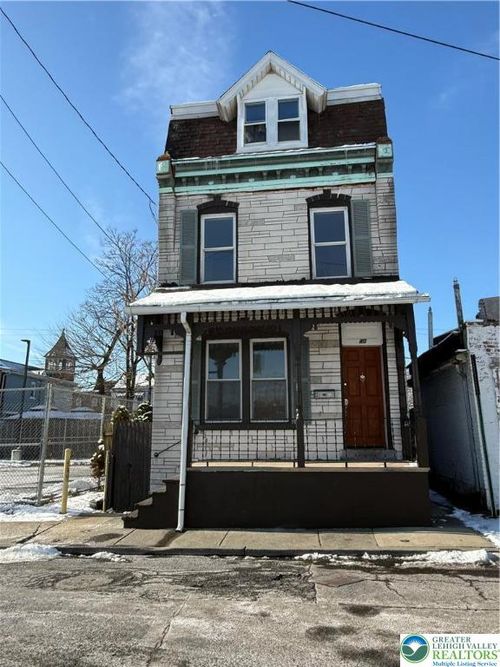 40 N Wood St, Allentown, PA, 18101-1944 | Card Image