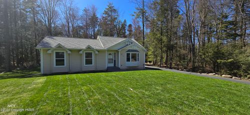 331 Mohansic Ln, Tobyhanna, PA, 18466-8061 | Card Image