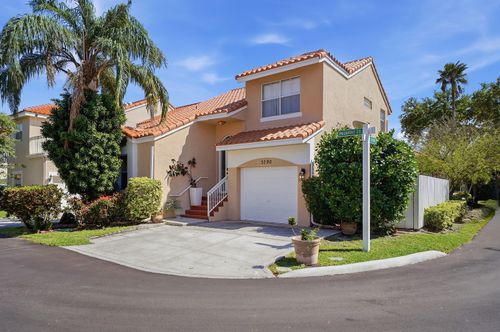 3790 Piedmont St, Hollywood, FL, 33021-3088 | Card Image