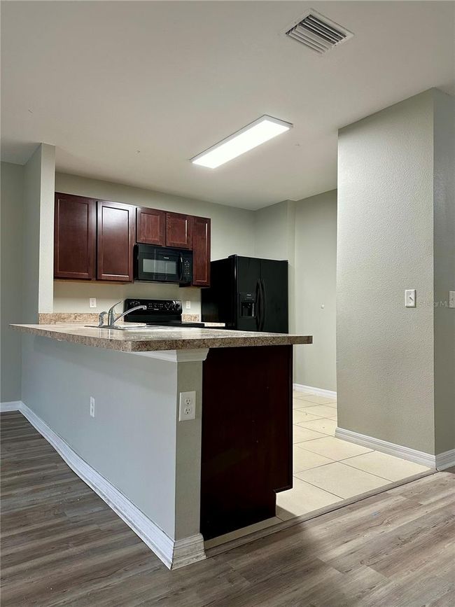9981 Hound Chase Dr, Townhouse with 3 bedrooms, 3 bathrooms and null parking in GIBSONTON FL | Image 4