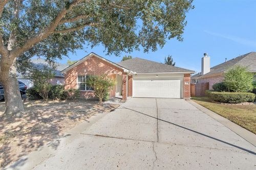 32126 Annice Ln, Pinehurst, TX, 77362-4066 | Card Image