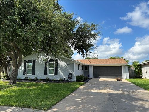 7445 Milky Way Dr, Corpus Christi, TX, 78412-5120 | Card Image