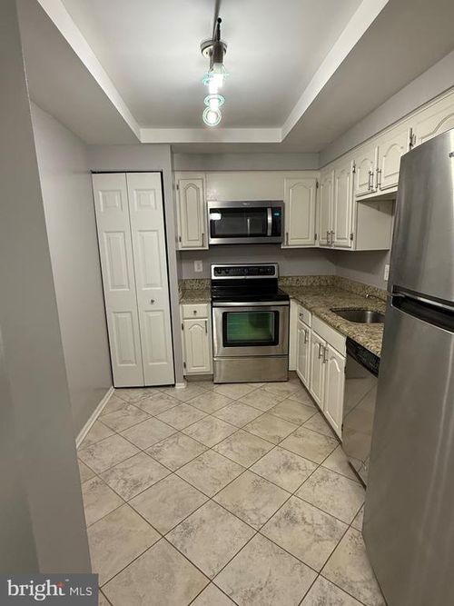 103-7640 Tremayne Pl, MCLEAN, VA, 22102-7640 | Card Image