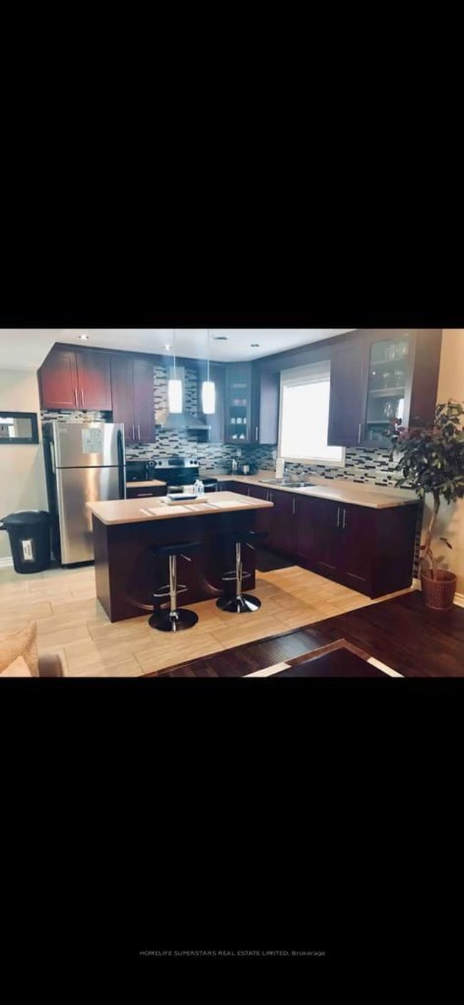 LOWER - 6311 Bellevue St, House attached with 2 bedrooms, 1 bathrooms and 3 parking in Niagara Falls ON | Image 4