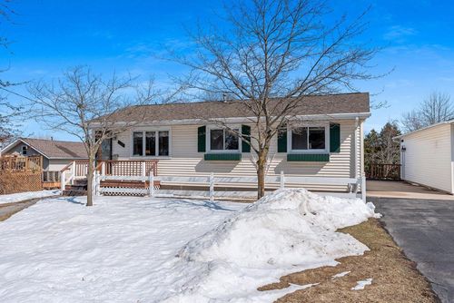 1465 N 8th Street, Manitowoc, WI, 54220 | Card Image