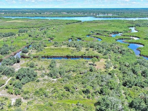 1353 Wallaroo Ct, PUNTA GORDA, FL, 33983 | Card Image