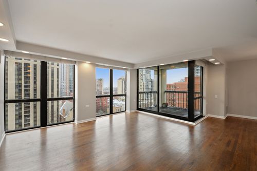 1203-1122 N Clark St, Chicago, IL, 60610-7876 | Card Image