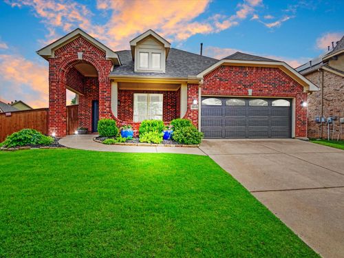 8148 Rock Elm Rd, Fort Worth, TX, 76131-3528 | Card Image