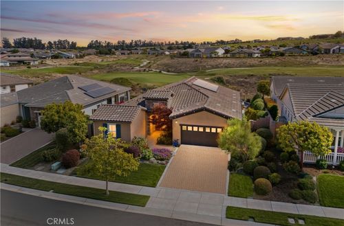 1539 Vista Tesoro Pl, Nipomo, CA, 93444-6673 | Card Image