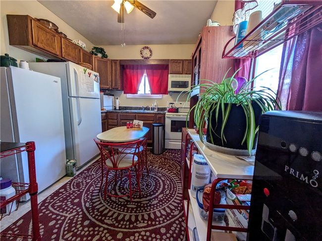 716 George St, House other with 2 bedrooms, 1 bathrooms and 2 parking in Scottdale PA | Image 6