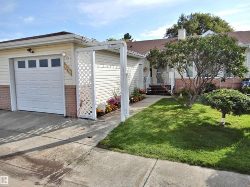 10111 105 St, Morinville, AB, T8R1V8 | Card Image