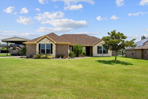 509 Brooks Dr, Nevada, TX, 75173-8330 | Card Image