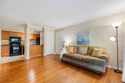 102-3140 Seven Pines Ct, Atlanta, GA, 30339-5852 | Card Image