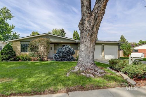 3731 N Buckingham Dr, Boise, ID, 83704-3426 | Card Image