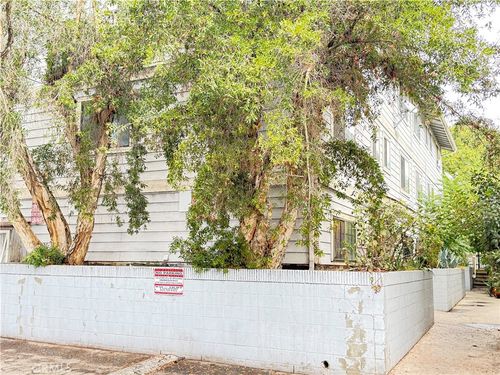 c-104-13945 Osborne St, Arleta, CA, 91331-6000 | Card Image