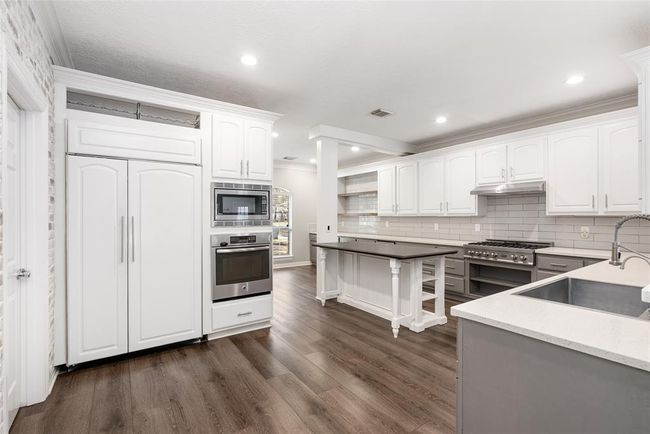 Built in refrigerator. | Image 16