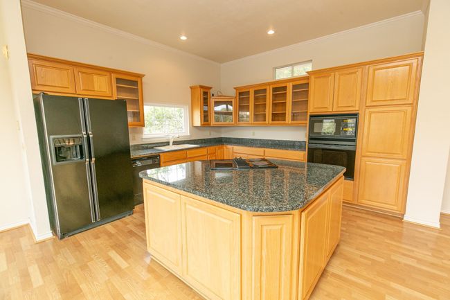 830 Los Escondidos St, House other with 2 bedrooms, 2 bathrooms and null parking in Marble Falls TX | Image 8