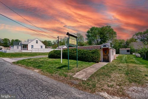 1721 Bayard Ave, DUNDALK, MD, 21222-1804 | Card Image