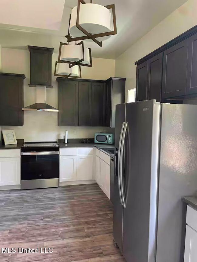Kitchen 3 | Image 6
