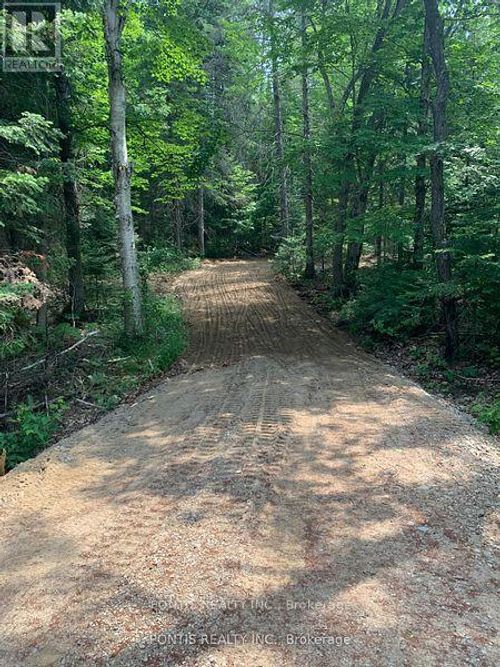 35 Almaguin Drive, McMurrich/Monteith (Sprucedale), ON, P0A1C0 | Card Image