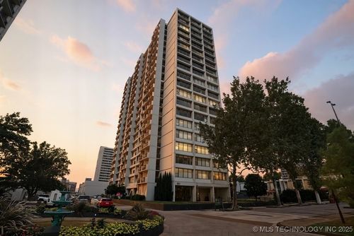 apt-100-1709e-450 W 7th St, Tulsa, OK, 74119-1010 | Card Image