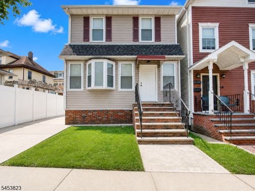 858 Lyons Ave, Irvington, NJ, 07111-1846 | Card Image