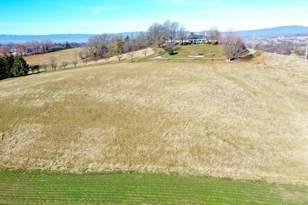 Mosby Rd, Harrisonburg, VA 22801