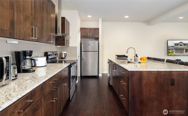 421 Lofgrin Rd, House other with 3 bedrooms, 3 bathrooms and 2 parking in Sequim WA | Image 11