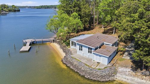 15609 Chatfield Dr, Charlotte, NC, 28278-8976 | Card Image