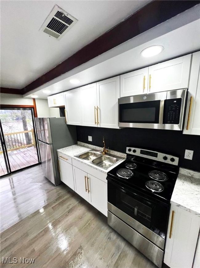 APT-1B - 745 Main St, Condo with 1 bedrooms, 1 bathrooms and null parking in Wheeling WV | Image 5