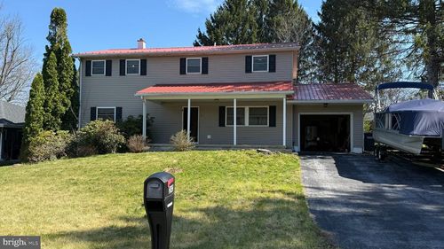 242 Spring St, STATE COLLEGE, PA, 16801-7160 | Card Image