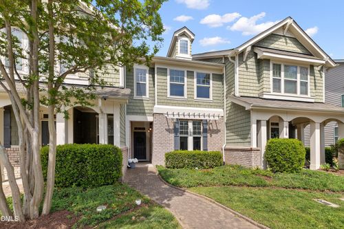 120 Point Comfort Ln, Cary, NC, 27519-2524 | Card Image