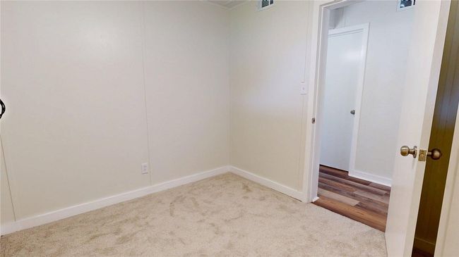 1302 W Pershing Rd, House other with 3 bedrooms, 1 bathrooms and null parking in Decatur IL | Image 17