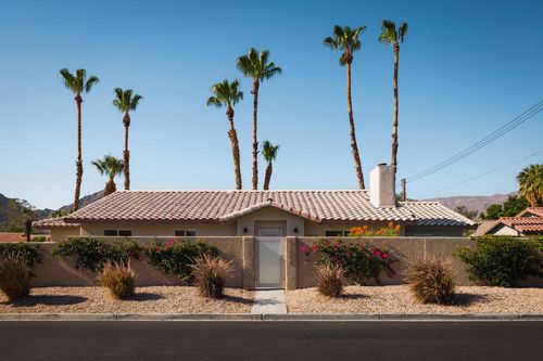 51555 Eisenhower Dr, La Quinta, CA, 92253-5313 | Card Image