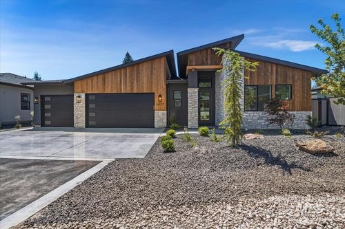 4637 N Collister Dr, Boise, ID, 83703-3718 | Card Image