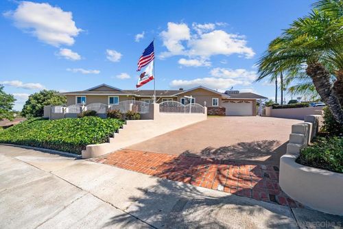 1261 Catalina Blvd, San Diego, CA, 92107-3903 | Card Image