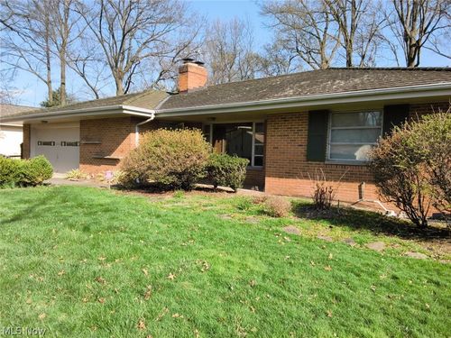 16026 Cleviden Rd, East Cleveland, OH, 44112-4009 | Card Image